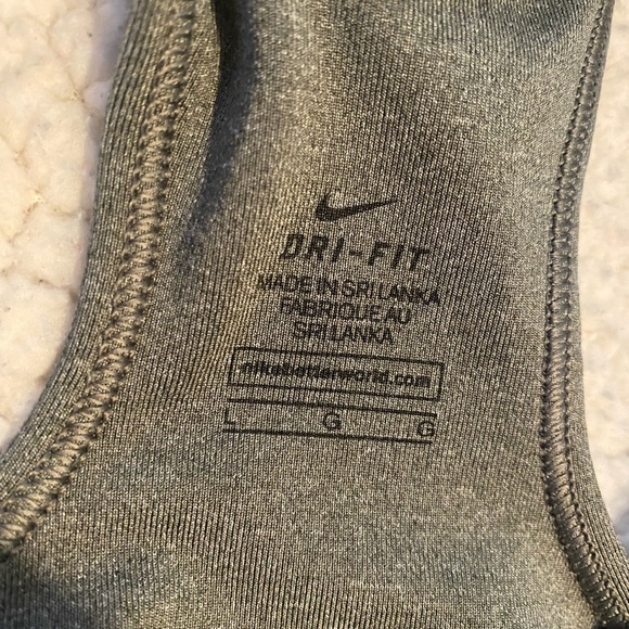 Nike Women's Sports Bra - Picture 3 of 3